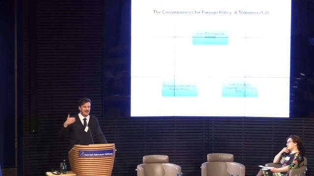 Протекционизм и национализм. Панельная дискуссия смотреть онлайн