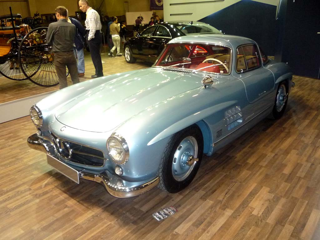 Mercedes-Benz 300SL смотреть онлайн