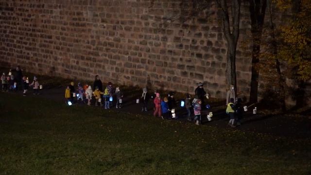 Sankt Martin Lantern Parade #nuremberg #lanternparade #German смотреть онлайн