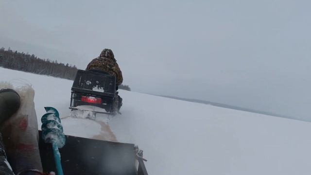 ЗИМНЯЯ РЫБАЛКА. ПРЕОДОЛЕВАЕМ ТАРОСЫ, НАЛЕДЬ. ЖИВЁМ В ПАЛАТКЕ. смотреть онлайн