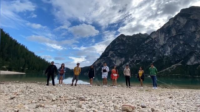 One day trip at "Lago di Braies" - The most beautiful lake in northern Italy смотреть онлайн