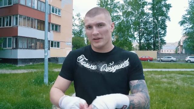 НАКАЗАЛ ХЕЙТЕРА ЗА СЛОВА! НОКАУТ! смотреть онлайн