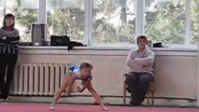 Алина спортивная гимнастика(вольные) смотреть онлайн