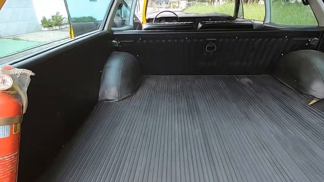 Primeira Chevrolet Caravan 1975 à venda: banco inteiriço e câmbio na coluna (a perua do Opala) смотреть онлайн