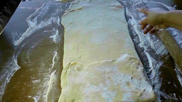 НАПОЛЕОН торт. Рецепт от профессионального кондитера! Russian "Napoleon" Cake. смотреть онлайн