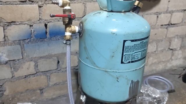 Пескоструй из фреонового балона. Самодельный пескоструй. Бюджетный пескоструй своими руками. смотреть онлайн