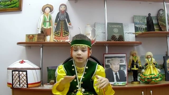 "Читаем М. Карима": Гибадулина Зарина, 6 лет. смотреть онлайн