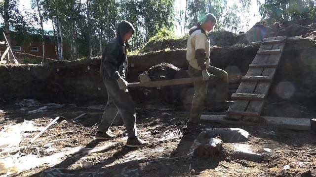 Югорские археологи возобновили раскопки Березовского посада смотреть онлайн