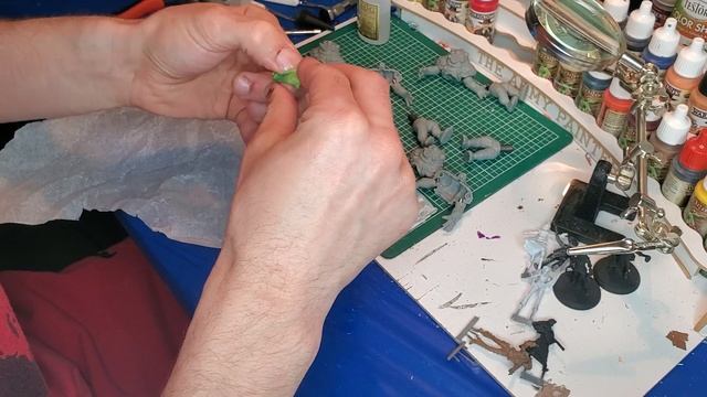Harvesters part 2, showing how to use green stuff and magnets #greenstuff #shadowsofbrimstone смотреть онлайн