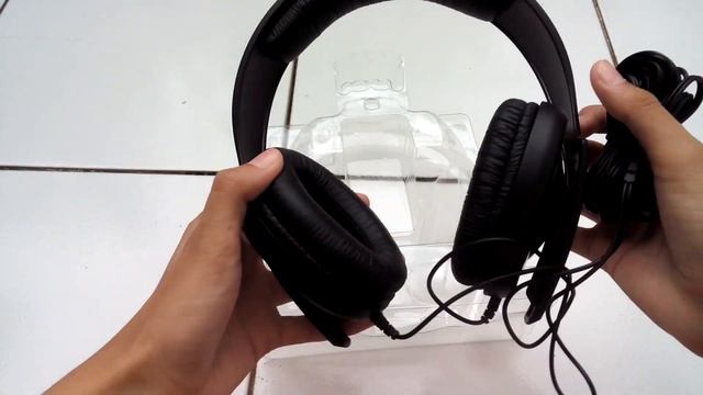 Sennheiser HD 202 II | Unboxing