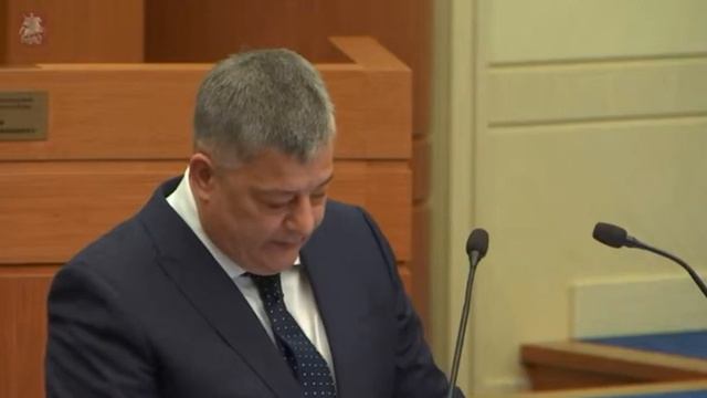 Митрохин добился возбуждения уголовного дела по поводу кражи квартиры у пенсионерки. смотреть онлайн