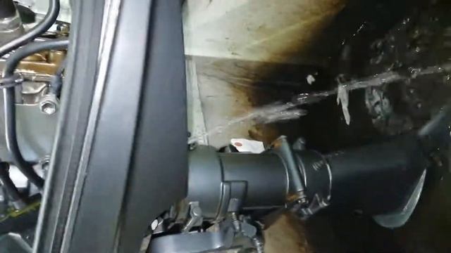 Лодочный мотор Suzuki 5л. смотреть онлайн