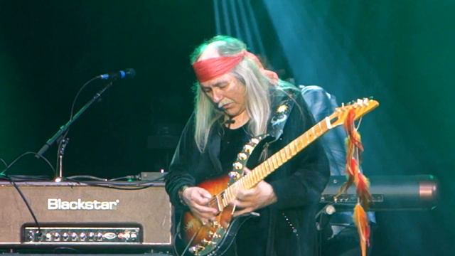 JOE SATRIANI -ULI JON ROTH - DOUG ALDRICH - All Along The Watchtower - @ GUITARE EN SCENE 2018 смотреть онлайн