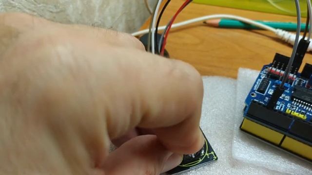 Arduino. Подключение и работа джойстика смотреть онлайн