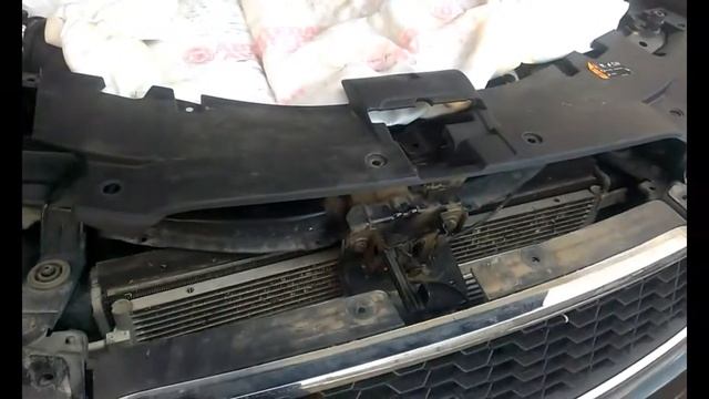 Как заменить лампу ближнего света смотреть онлайн