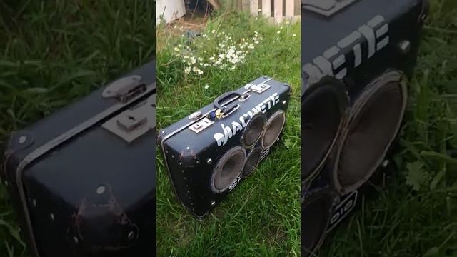 Самодельный басс чемодан смотреть онлайн