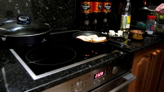 Готовим с Битардом 671: Глазунья в хлебе смотреть онлайн