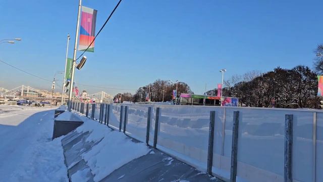 Морозное Рождественское утро от Воробьевых гор через Парк Горького смотреть онлайн