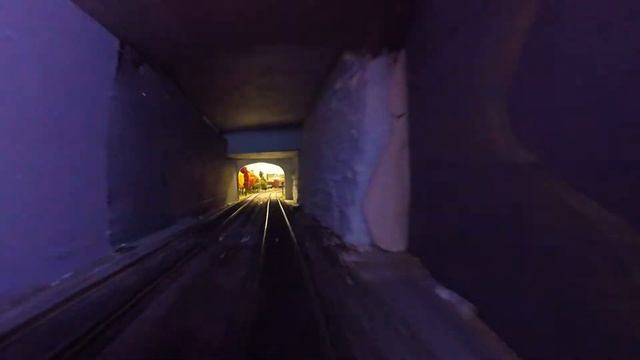 Cab ride on the "Chemin de fer Sorel, Richelieu & St-Laurent" HO scale layout in Sorel, Québec. смотреть онлайн