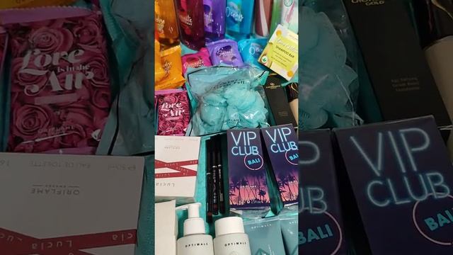 Обзор и распаковка каталога 2 2022 ORIFLAME Украина. смотреть онлайн