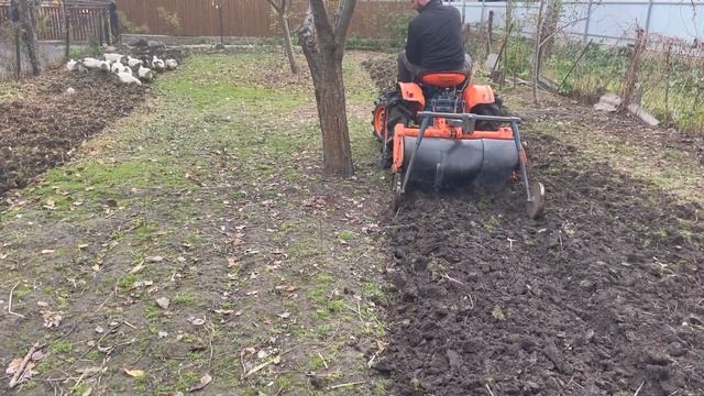 БУ міні трактор Kubota B6000 Майже ? проданий та протестований! смотреть онлайн