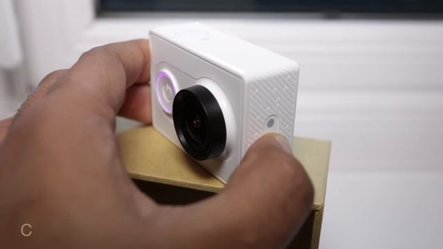 Xiaomi Yi Action Camera - Unboxing, setup and connecting to wifi смотреть онлайн