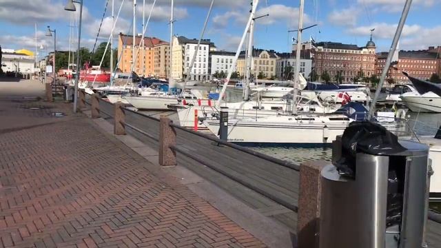 Helsinki - Kauppatori And Katajanooka