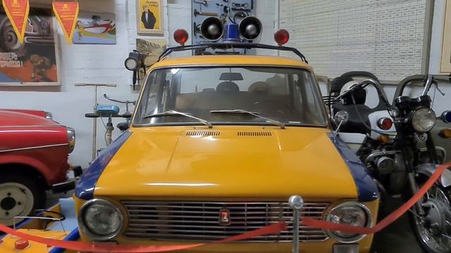 МУЗЕЙ ТЕХНИКИ "ФАЭТОН".ВЫСШИЙ КЛАСС. смотреть онлайн