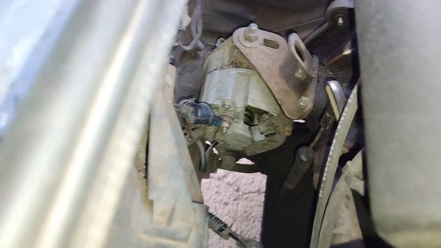 Пропала зарядка на Заз-1103, "Славута","Таврия ". Замена Реле Напряжения. смотреть онлайн