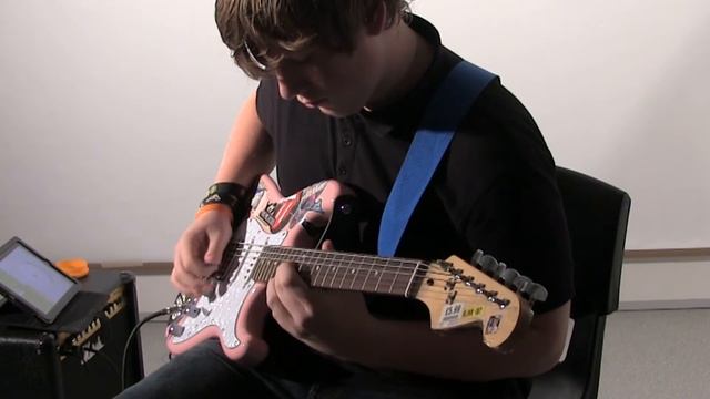 Squire (Guitar Brand) Advert смотреть онлайн