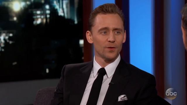 Том Хиддлстон о своей частной школе смотреть онлайн