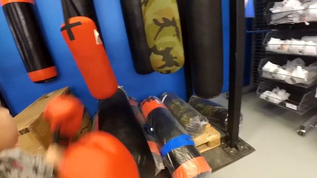 ТЦ БЕЛАЯ ДАЧА МЕГА смотреть онлайн