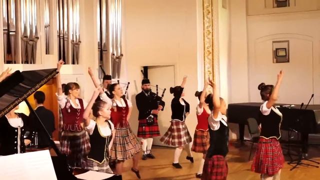 Шотландские танцоры Уфы и оркестр волынщиков Sity Pipes смотреть онлайн