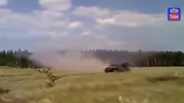 Град боевиков бьет во все стороны Grad militants hit in all directions смотреть онлайн