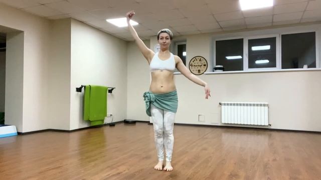 #tribalfusion #bellydance Связочка с волной в руках и акцентами. смотреть онлайн