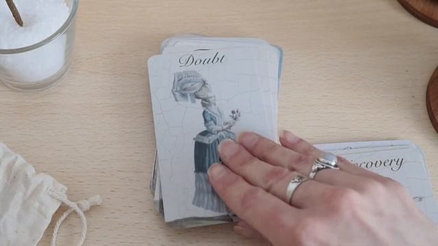 Pear Tree Court Oracle flip through by @DaniMystic смотреть онлайн