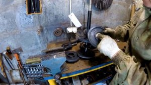 Ремонт задней подвески, замена подшипников на снегоходе Stels Viking 600.