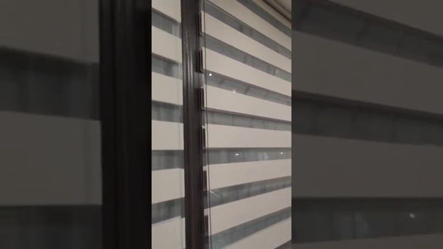 Рулонные шторы Зебра на балкон или лоджию смотреть онлайн