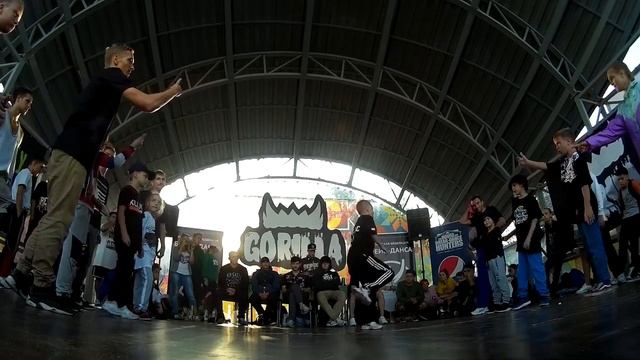 GORILLA STREET SUMMIT 2018 - "7 шапок" смотреть онлайн