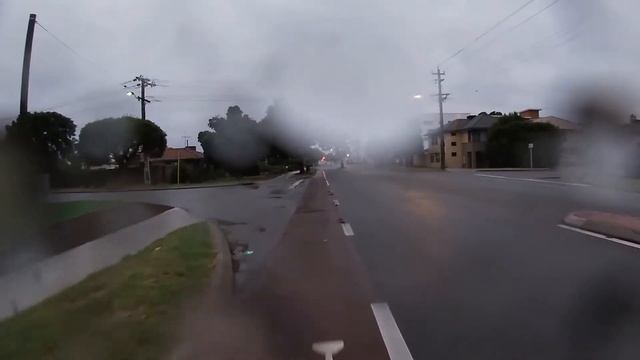 first time riding to work in the wet, on the Segway Ninebot Max смотреть онлайн