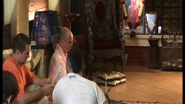 Три основы духовной практики в наше время - Шрипад Бхакти Ранджан Мадхусудан Махарадж смотреть онлайн