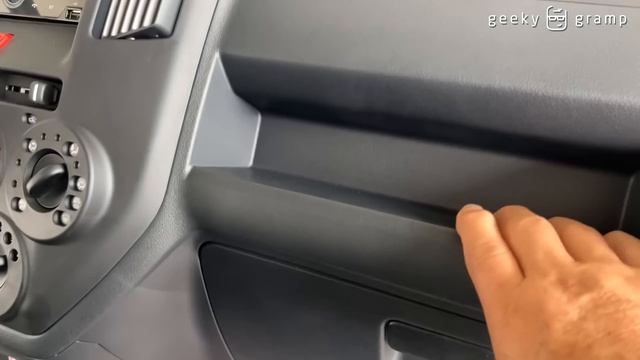 TOYOTA LITE ACE PICKUP смотреть онлайн