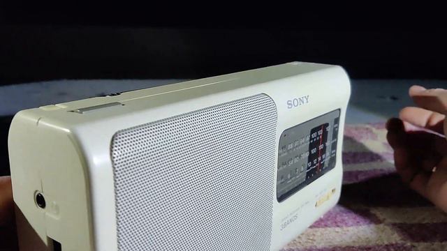 Принимаю средние волны АМ ночью в лесу. Аналоговые приёмники. Часть 1 смотреть онлайн