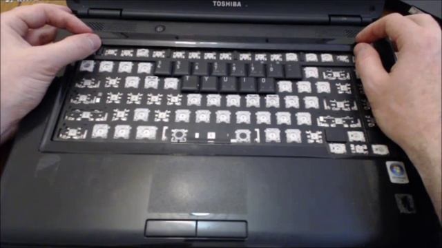 How to Replace a Keyboard on Toshiba Laptop L300 смотреть онлайн
