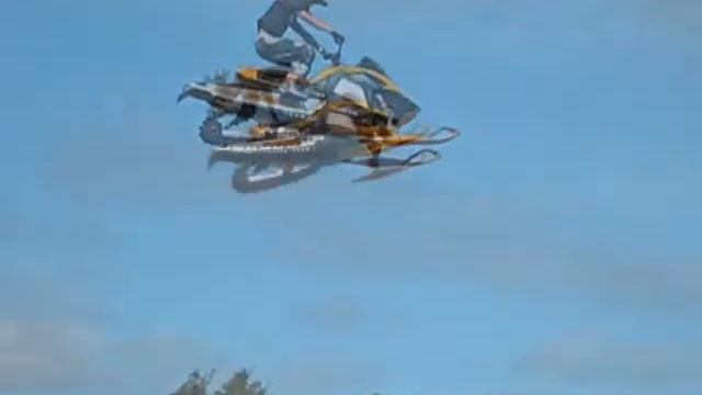 Snowmobile Freestyle