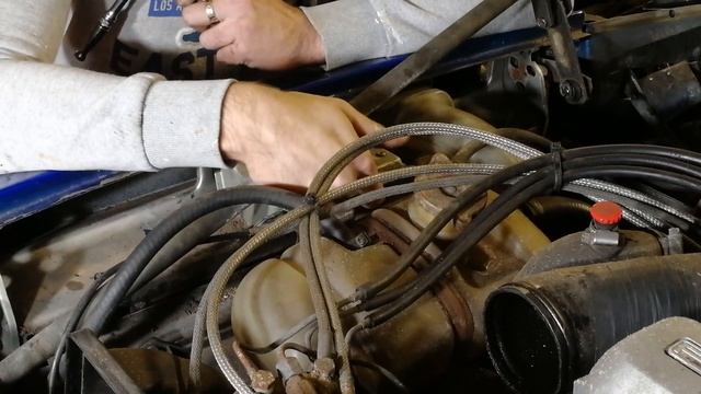 Front End Tear Down - Porsche 924 K20 Build #2 смотреть онлайн