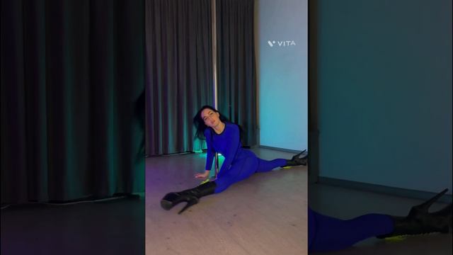 Exotic dance by Julia Pokutnia "Who is she?" смотреть онлайн