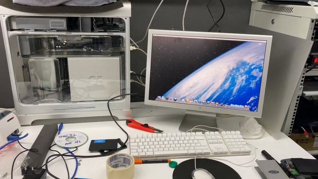 Apple Powermac G5 1.8 GHz single processor 2005 booting Mac OS X 10.5.8 Leopard смотреть онлайн