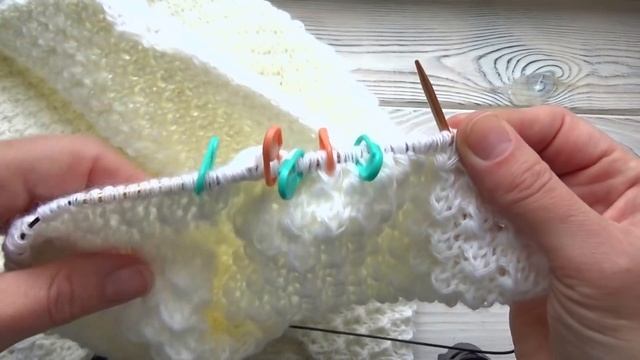 Как связать скос плеча и горловину без отрыва нити // мастер-класс toyfabric смотреть онлайн