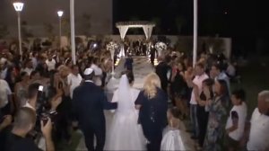 Мальчик очень красиво спел на свадьбе сестры, до слез, песню Bereshit Olam (Сотворение мира)